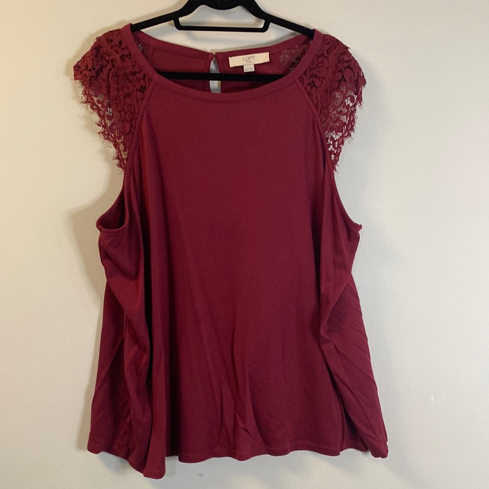 Loft Lace Raglan Sleeve Tank - Size 24/26